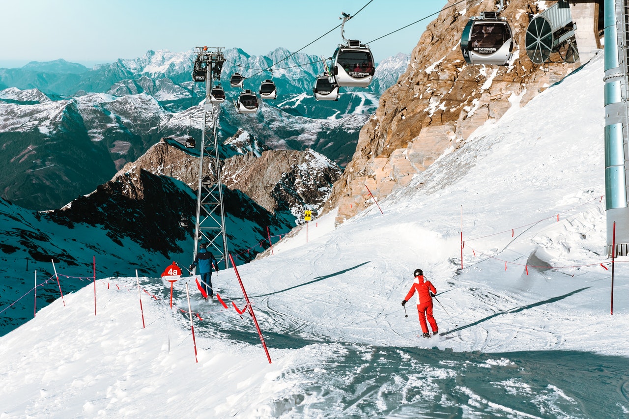 Safety Guide For Your Hood River Ski Trip Hood River Oregon 