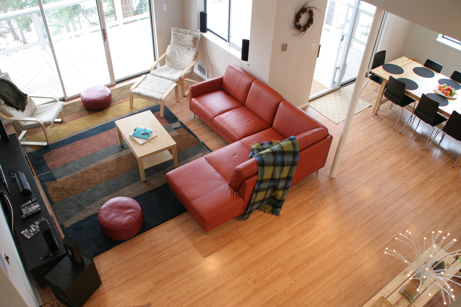 Living area in one of our hood river homes for rent