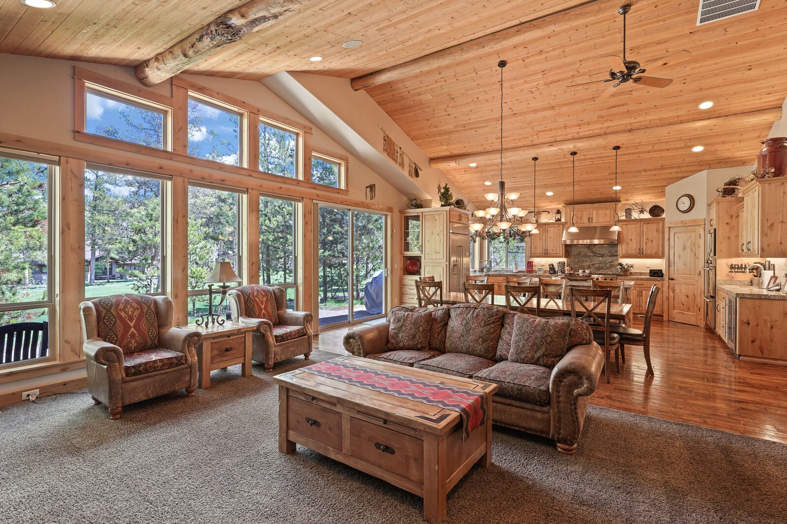 View our spring rentals in Sunriver