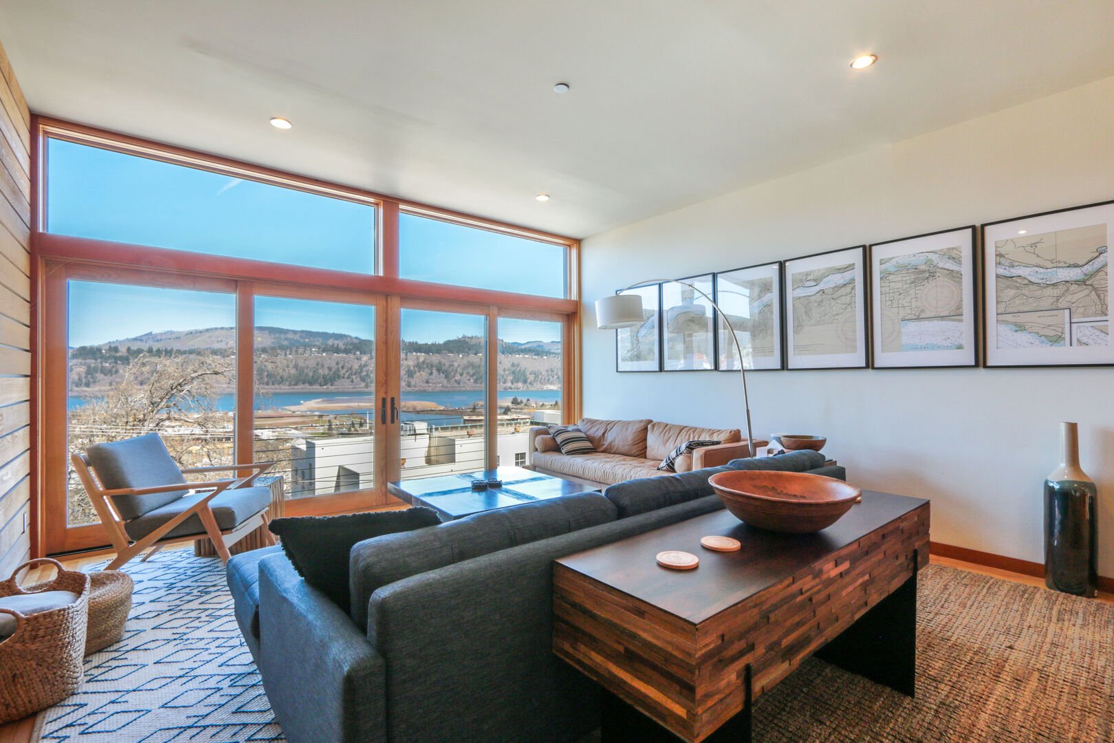 Reserve our cabins near Hood River